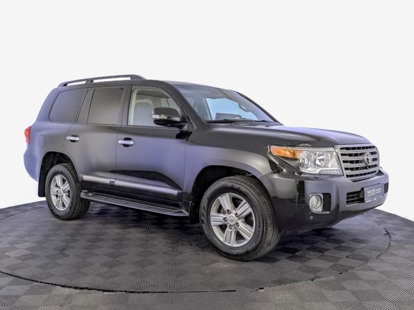 Toyota Land Cruiser 200 Series Рестайлинг 1 с пробегом 2015 года, цена 4 500 000 рублей, 202184 км, внедорожник, Автокод Объявления