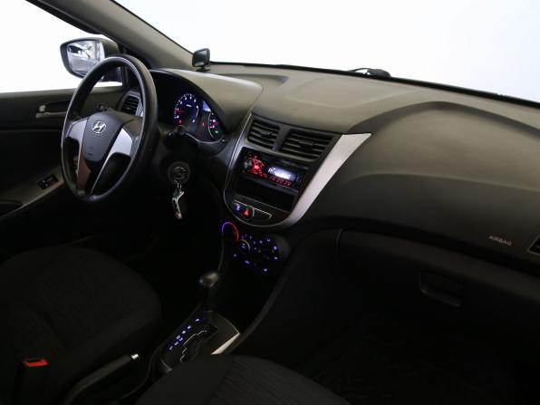 Hyundai Solaris I Рестайлинг с пробегом 2016 года, цена 945 000 рублей, 67199 км, седан, Автокод Объявления