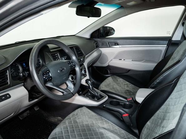 Hyundai Elantra VI (AD) Рестайлинг с пробегом 2019 года, цена 1 000 000 рублей, 144700 км, седан, Автокод Объявления
