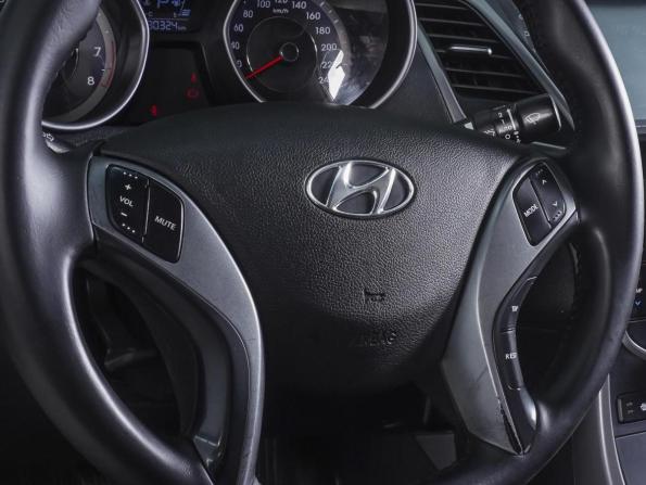 Hyundai Elantra V (MD) Рестайлинг с пробегом 2015 года, цена 1 150 000 рублей, 180324 км, седан, Автокод Объявления