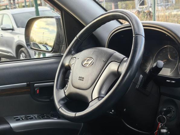 Hyundai Santa Fe II Рестайлинг с пробегом 2011 года, цена 1 079 000 рублей, 238800 км, внедорожник, Автокод Объявления