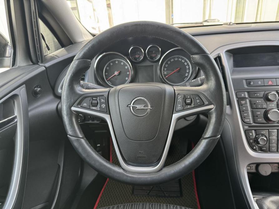 Opel Astra J Рестайлинг Воронеж  - изображение 10