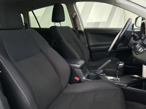 Toyota RAV4 IV (XA40) с пробегом 2014 года, цена 1 850 000 рублей, 123055 км, внедорожник, Автокод Объявления