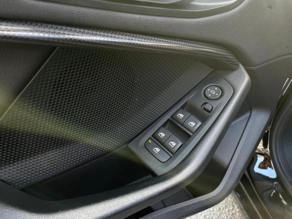 BMW 1 серии III (F40) с пробегом 2019 года, цена 2 499 000 рублей, 96000 км, хэтчбек, Автокод Объявления