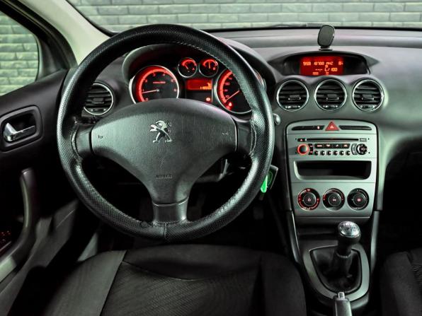 Peugeot 308 I с пробегом 2010 года, цена 450 000 рублей, 119546 км, хэтчбек, Автокод Объявления