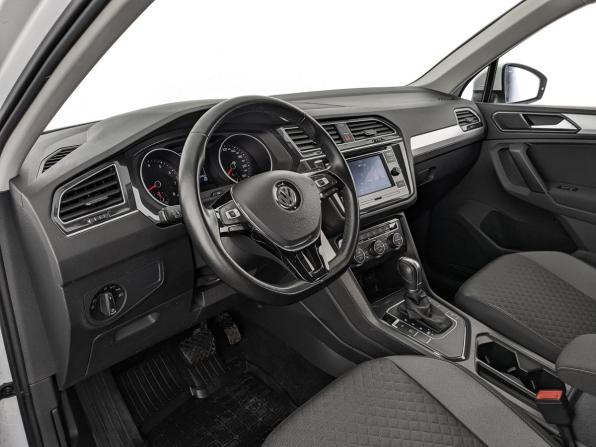Volkswagen Tiguan II с пробегом 2018 года, цена 2 130 000 рублей, 79146 км, внедорожник, Автокод Объявления