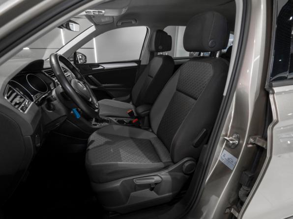 Volkswagen Tiguan II с пробегом 2019 года, цена 2 330 000 рублей, 98129 км, внедорожник, Автокод Объявления