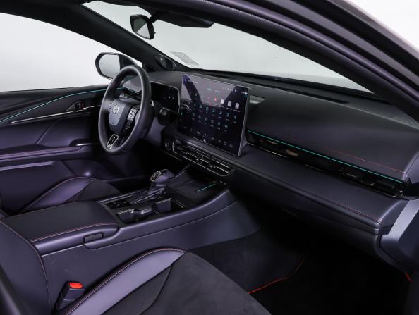 Toyota Camry IX (XV80) China Market Рестайлинг с пробегом 2026 года, цена 4 750 000 рублей, 3372 км, седан, Автокод Объявления