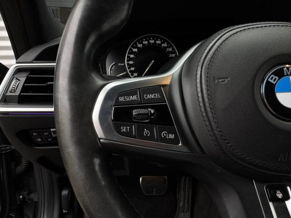 BMW 3 серии VII (G2x) с пробегом 2019 года, цена 3 200 000 рублей, 109864 км, седан, Автокод Объявления