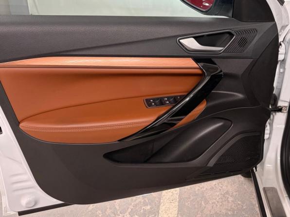 Lada (ВАЗ) Vesta I Рестайлинг (NG) с пробегом 2025 года, цена 1 740 000 рублей, 14227 км, универсал, Автокод Объявления