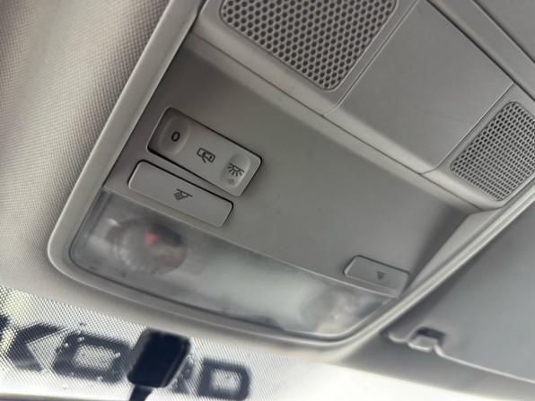 Volkswagen Jetta V с пробегом 2010 года, цена 889 000 рублей, 107935 км, седан, Автокод Объявления