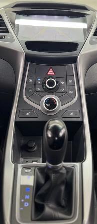 Hyundai Elantra V (MD) Рестайлинг с пробегом 2015 года, цена 1 239 000 рублей, 72000 км, седан, Автокод Объявления