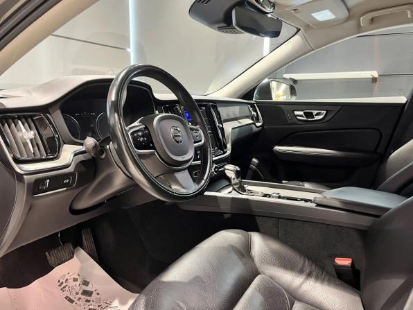 Volvo V60 Cross Country II с пробегом 2020 года, цена 3 300 000 рублей, 101000 км, универсал, Автокод Объявления
