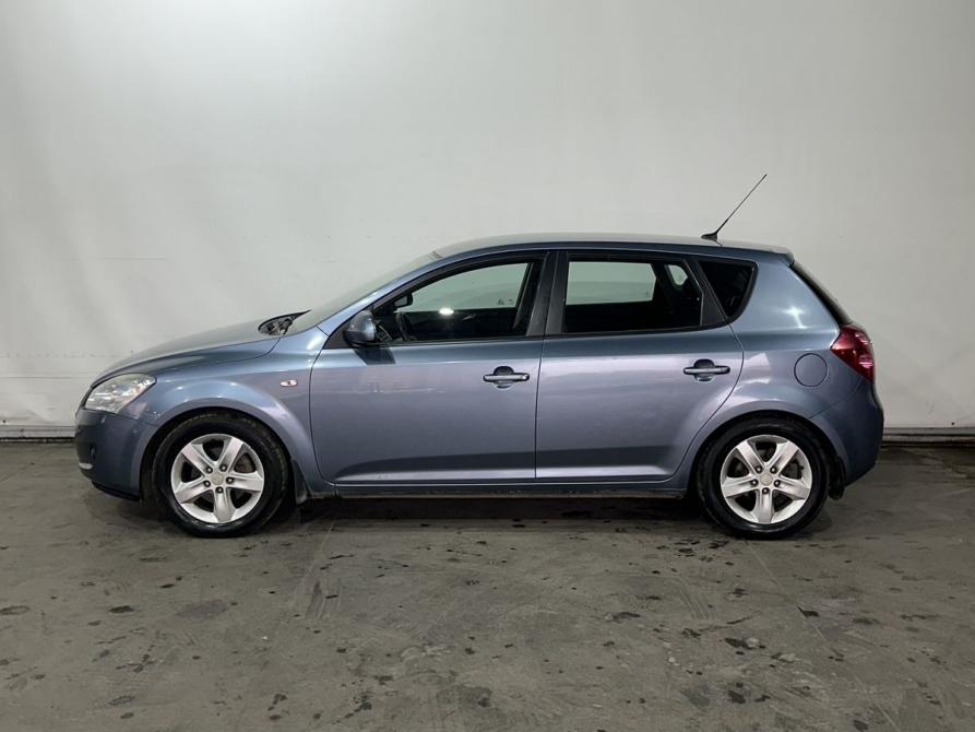 Kia Ceed I Москва  - изображение 7