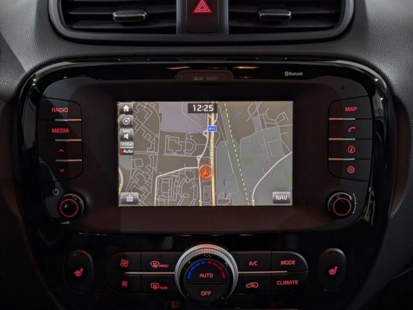 Kia Soul II Рестайлинг с пробегом 2019 года, цена 1 735 000 рублей, 109090 км, хэтчбек, Автокод Объявления