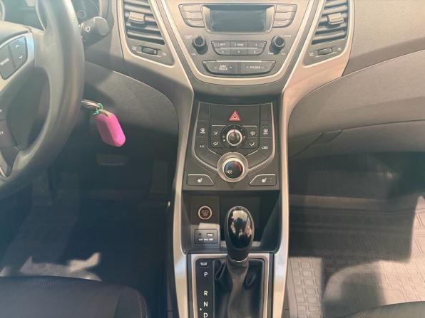 Hyundai Elantra V (MD) Рестайлинг с пробегом 2013 года, цена 1 299 000 рублей, 81900 км, седан, Автокод Объявления
