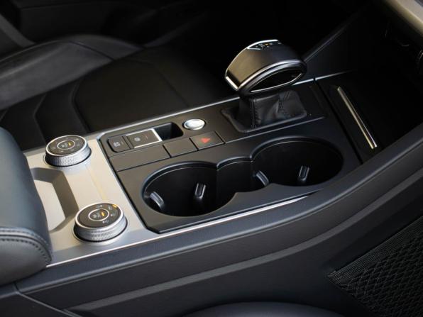 Volkswagen Touareg III с пробегом 2018 года, цена 4 777 000 рублей, 119703 км, внедорожник, Автокод Объявления