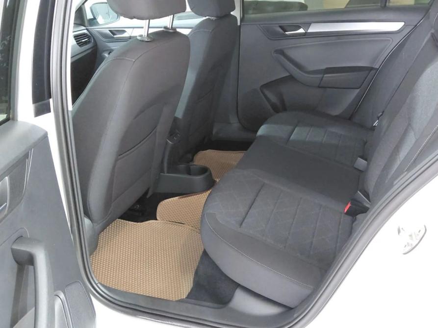 Volkswagen Polo VI Москва  - изображение 21