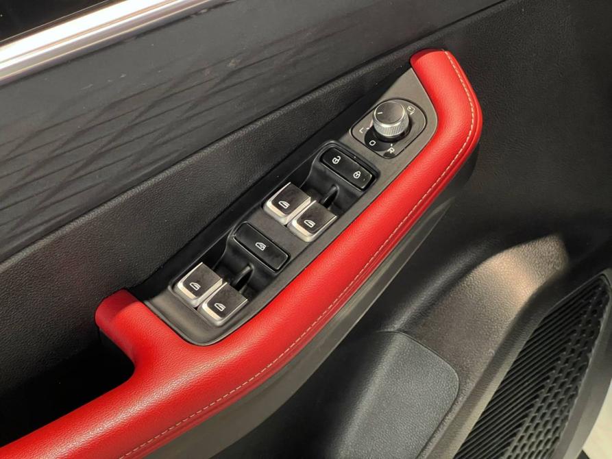 Geely Coolray I Рестайлинг Оренбург  - изображение 13