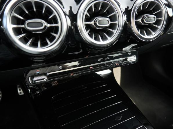 Mercedes-Benz CLA II (C118 X118) с пробегом 2021 года, цена 3 080 000 рублей, 95194 км, седан, Автокод Объявления