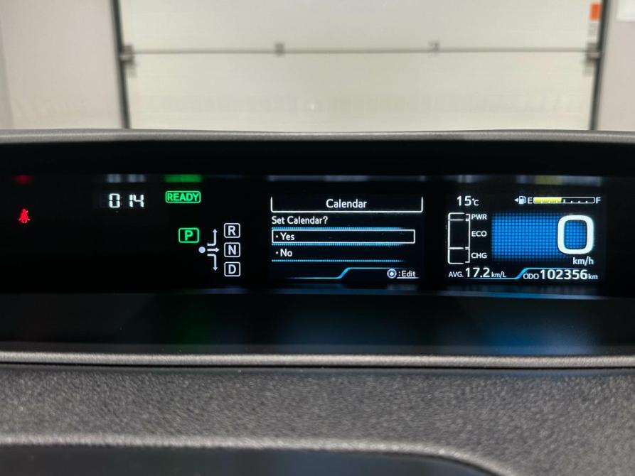 Toyota Prius IV (XW50) Екатеринбург  - изображение 18