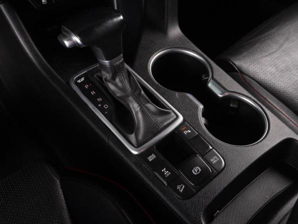 Kia Sportage IV Рестайлинг с пробегом 2019 года, цена 2 479 000 рублей, 119656 км, внедорожник, Автокод Объявления
