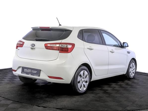 Kia Rio III с пробегом 2015 года, цена 940 000 рублей, 143205 км, хэтчбек, Автокод Объявления