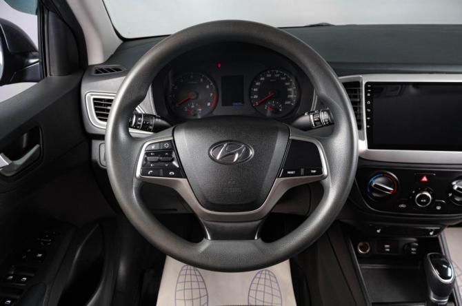 Hyundai Solaris II Рестайлинг с пробегом 2021 года, цена 1 539 000 рублей, 128600 км, седан, Автокод Объявления