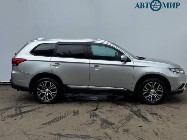 Mitsubishi Outlander III Рестайлинг 2 с пробегом 2018 года, цена 1 810 000 рублей, 88610 км, внедорожник, Автокод Объявления