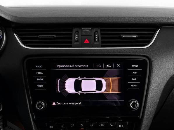 Skoda Octavia III (A7) Рестайлинг с пробегом 2018 года, цена 1 890 000 рублей, 131977 км, лифтбек, Автокод Объявления