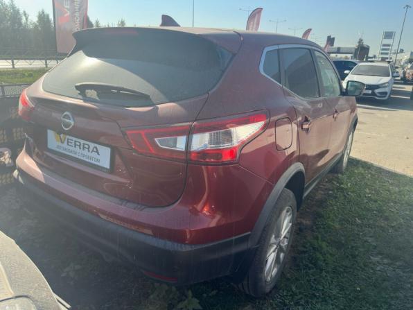 Nissan Qashqai II с пробегом 2017 года, цена 1 617 000 рублей, 104000 км, внедорожник, Автокод Объявления