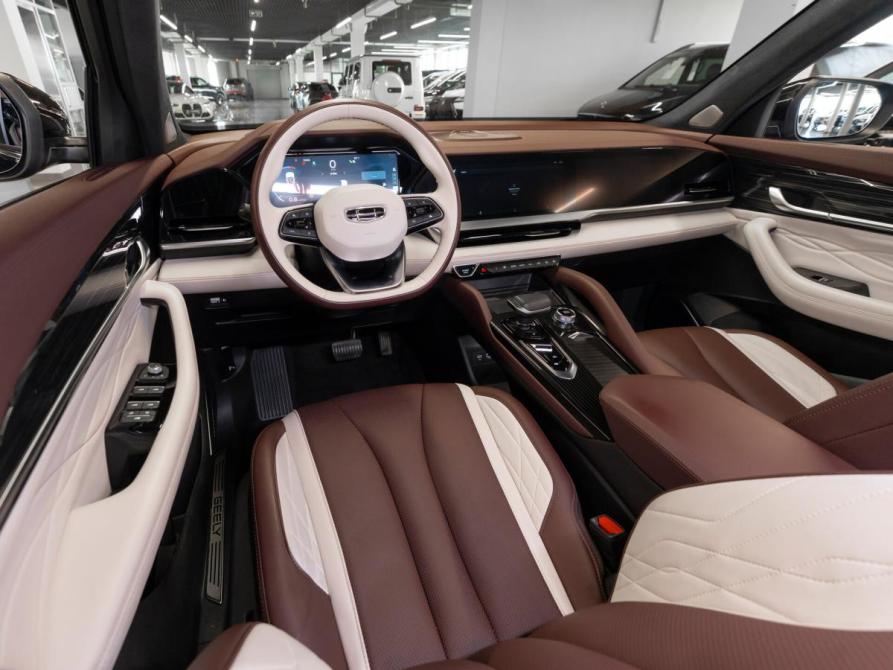Geely Monjaro I Москва  - изображение 7