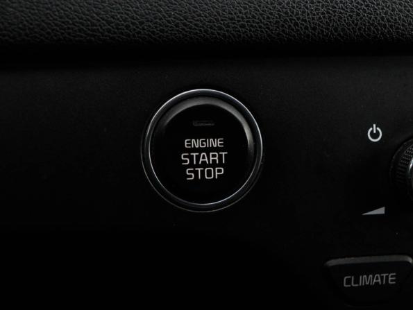 Kia Sportage IV Рестайлинг с пробегом 2019 года, цена 2 170 000 рублей, 188089 км, внедорожник, Автокод Объявления