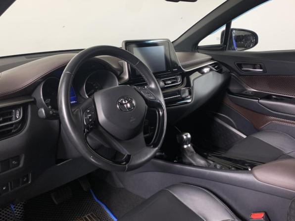 Toyota C-HR I с пробегом 2019 года, цена 1 680 000 рублей, 163533 км, внедорожник, Автокод Объявления