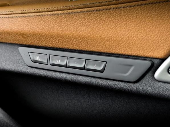 BMW 7 серии VI (G11/G12) Рестайлинг с пробегом 2020 года, цена 4 500 000 рублей, 180236 км, седан, Автокод Объявления