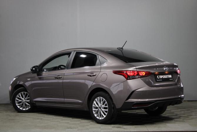 Hyundai Solaris II Рестайлинг с пробегом 2020 года, цена 1 525 000 рублей, 135000 км, седан, Автокод Объявления