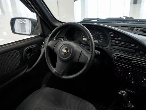 Chevrolet Niva I Рестайлинг с пробегом 2013 года, цена 326 000 рублей, 211868 км, внедорожник, Автокод Объявления