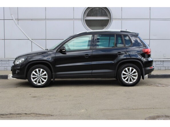 Volkswagen Tiguan I Рестайлинг с пробегом 2016 года, цена 1 455 000 рублей, 179176 км, offers.body_type.unknown, Автокод Объявления