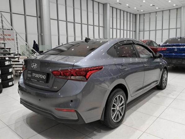 Hyundai Solaris II с пробегом 2018 года, цена 1 350 000 рублей, 129000 км, седан, Автокод Объявления