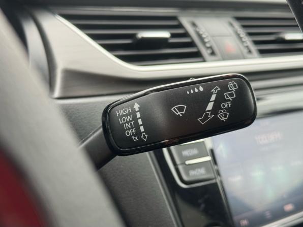 Skoda Rapid I Рестайлинг с пробегом 2019 года, цена 1 439 000 рублей, 141864 км, лифтбек, Автокод Объявления