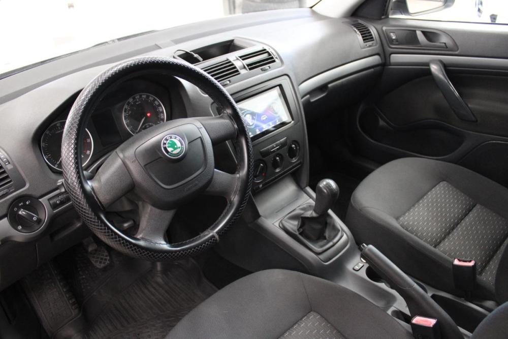 Skoda Octavia II (A5) Рестайлинг Томск  - изображение 5
