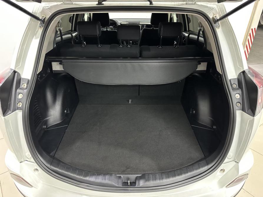 Toyota RAV4 IV (XA40) Рестайлинг Курск  - изображение 12