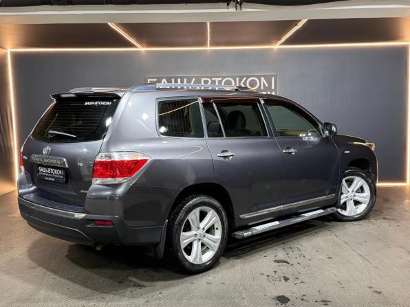 Toyota Highlander II (XU40) Рестайлинг с пробегом 2012 года, цена 1 870 000 рублей, 208157 км, внедорожник, Автокод Объявления