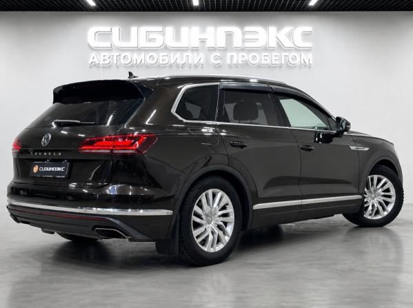 Volkswagen Touareg III с пробегом 2019 года, цена 4 380 000 рублей, 127156 км, внедорожник, Автокод Объявления