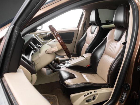 Volvo XC60 I с пробегом 2011 года, цена 1 229 000 рублей, 252607 км, внедорожник, Автокод Объявления