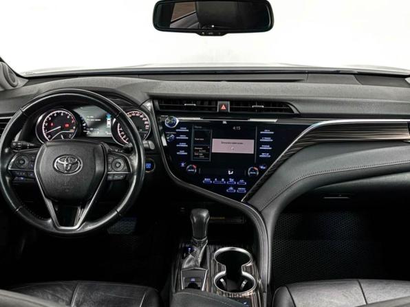 Toyota Camry VIII (XV70) с пробегом 2018 года, цена 2 850 000 рублей, 86162 км, седан, Автокод Объявления