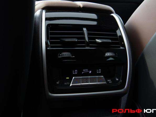 BMW X6 III (G06) Рестайлинг с пробегом 2024 года, цена 12 464 100 рублей, 12579 км, внедорожник, Автокод Объявления