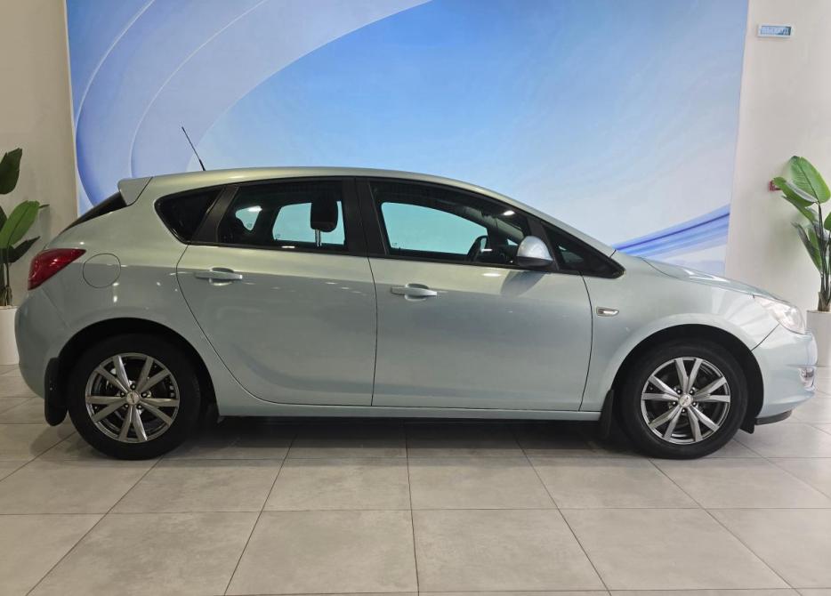Opel Astra J Таганрог  - изображение 4
