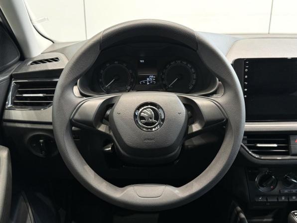 Skoda Rapid I Рестайлинг с пробегом 2020 года, цена 1 699 000 рублей, 66735 км, лифтбек, Автокод Объявления