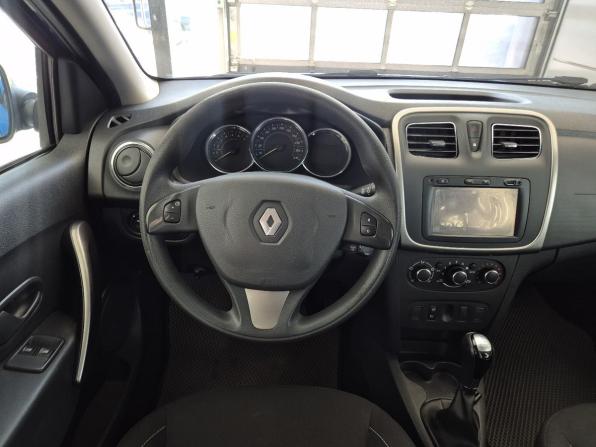 Renault Sandero II с пробегом 2018 года, цена 1 099 000 рублей, 109000 км, хэтчбек, Автокод Объявления